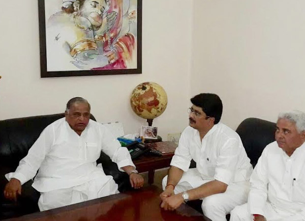 Mulayam, Akhilesh meet Raja Bhaiya to seek support for RS polls