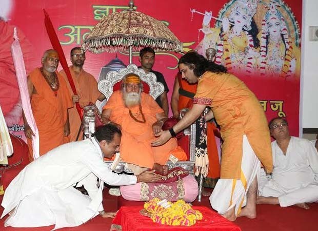Swaroopanand Saraswati is at it again: Sai Baba was muslim