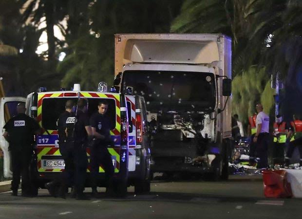 France truck attack: At least 85 dead and over 100 injured