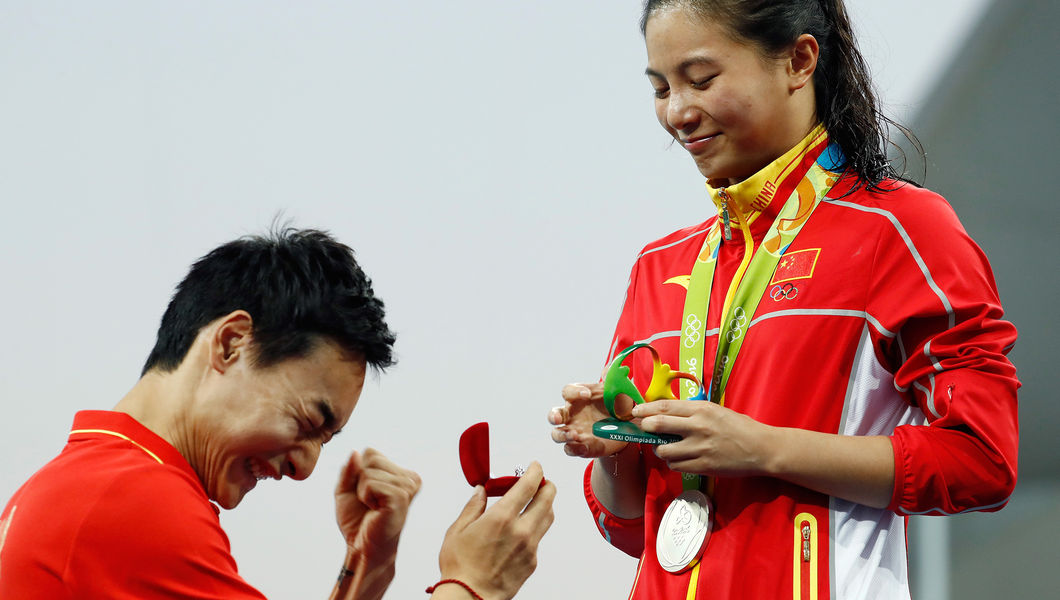 Another marriage proposal at Rio Olympics steals the medal ceremony