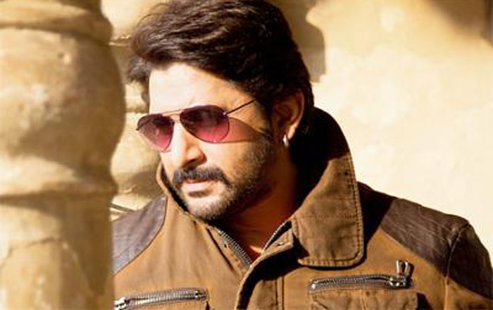 Like doing complex, layered roles but dont get offered much: Arshad Warsi