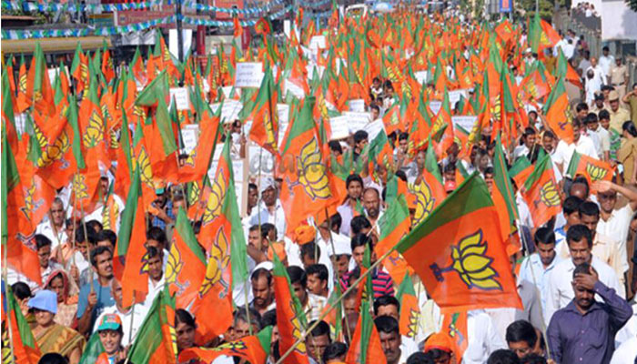 BJP is set to woo dalit afresh, plans mega dalit rally in Lucknow