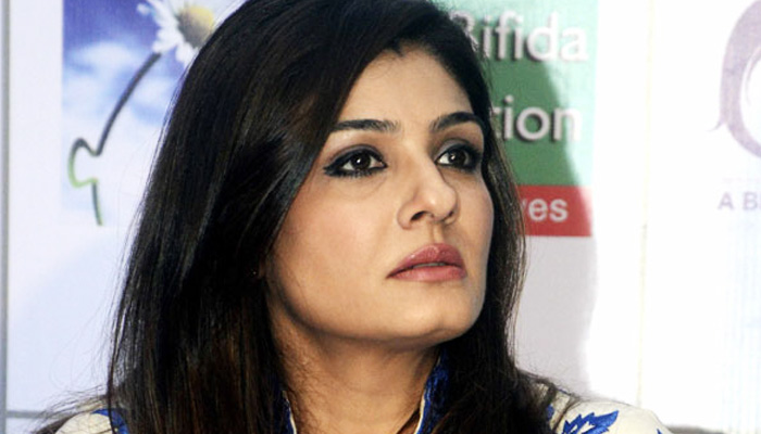 Raveena Tandon lashes out at Salman for backing Pak artistes