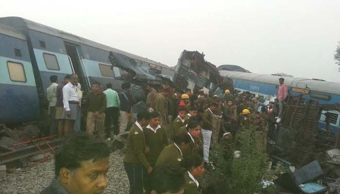 Politicians, Bollywood express grief over Kanpur train derailment