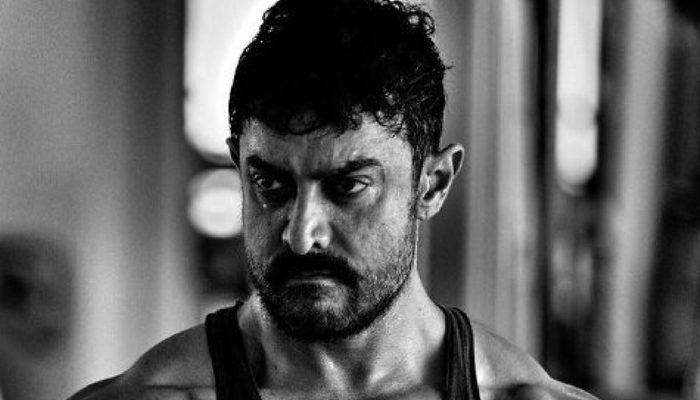 Dangal star Aamir Khan supports demonetisation