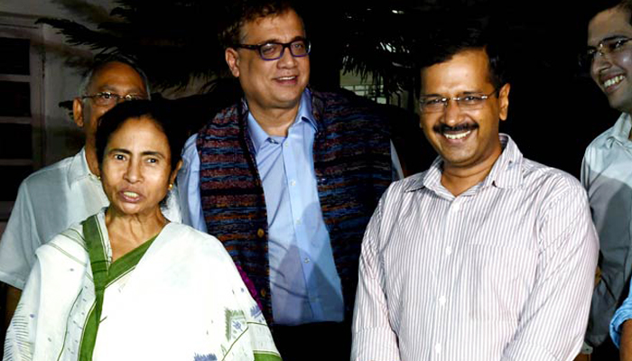 Kejriwal: I support Mamata Banerjee in fight against the Centre