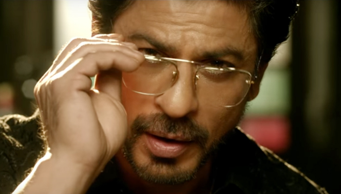 #RaeesTrailerAaRahaHai at 11am on Dec 7, tells Shah Rukh Khan