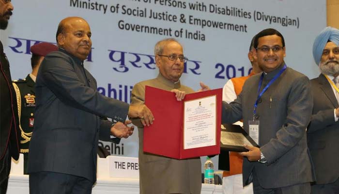 President honours Allahabad DM on World Disability day