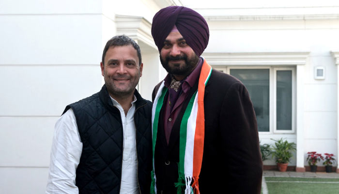 Navjot Singh Sidhu joins Congress; meets Rahul Gandhi