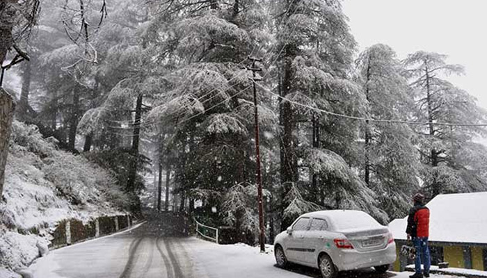 PICTURES: Himachal Pradesh receives seasons first snowfall