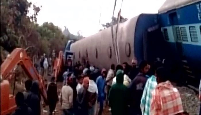 32 killed, more than 100 injured as train derails in Andhra Pradesh