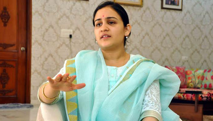 Not faulty EVMs, back-biting of SP leaders scripted my defeat: Aparna