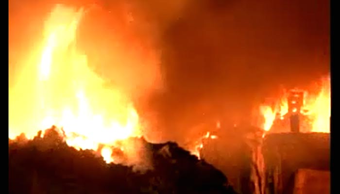 Fire breaks out in the godown of DVVNL in Agra, no casualties