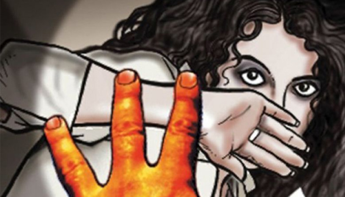 A German lady molested, robbed at Chamundi Hills in Mysore