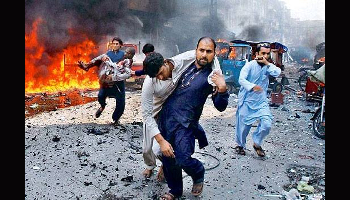 Explosion kills eight; injures 35 in Pakistan