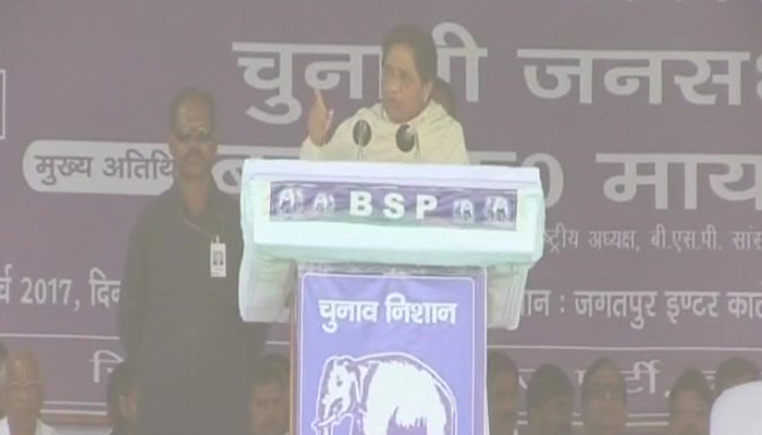 Most of the crowd at Modis roadshow were onlookers: Mayawati