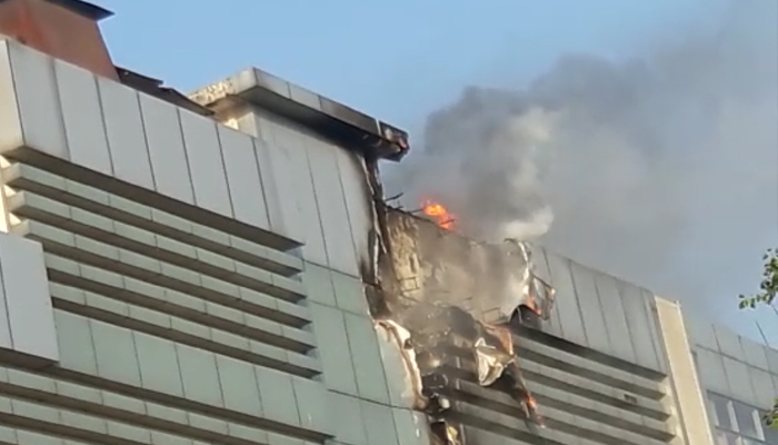 Fire breaks out at the Saharaganj mall in Lucknow