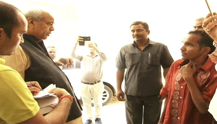 VIDEO: Yogi Minister makes fun of Divyang employees in Lucknow