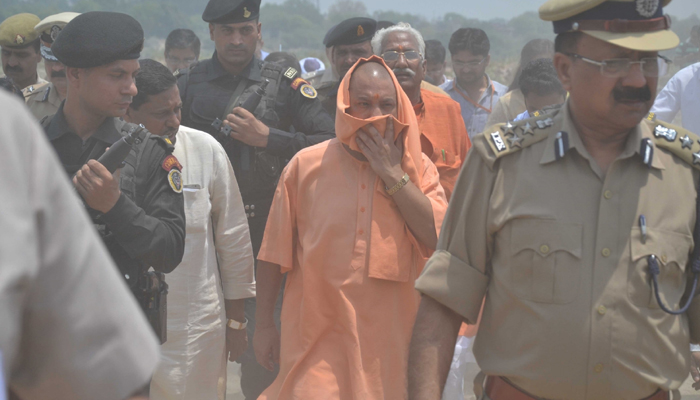 Yogi visits Yamuna near Taj Mahal, pulls up officials over sewage