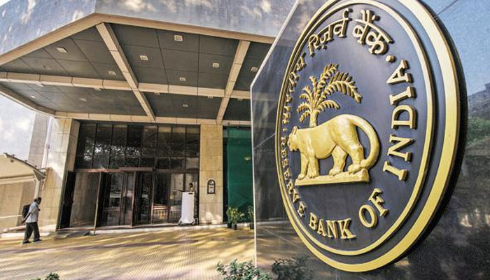 Bi-monthly policy: RBI maintains short-term lending rate, cuts SLR