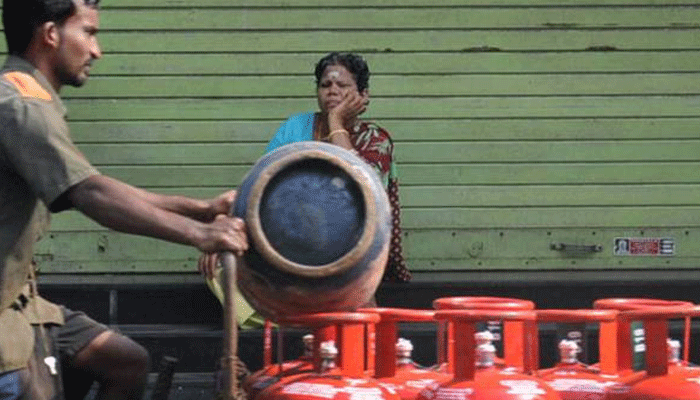 GST effect: Domestic LPG gets costlier, commercial LPG is cheaper