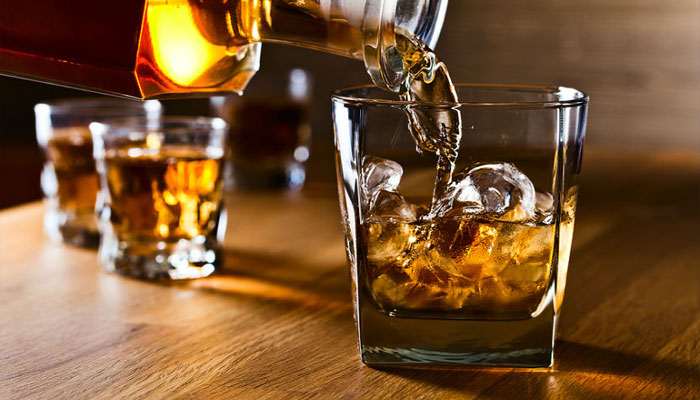 Imbibing alcohol 3-4 times a week may keep diabetes at bay