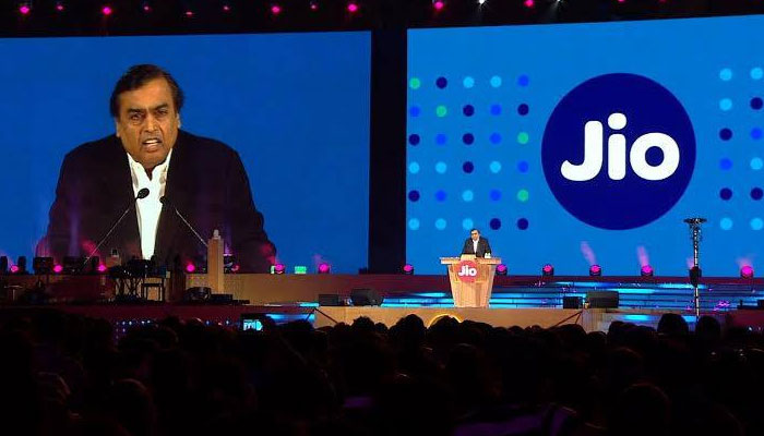 Reliance launches its 4G featured JioPhone at ₹ 0 cost | Details inside....