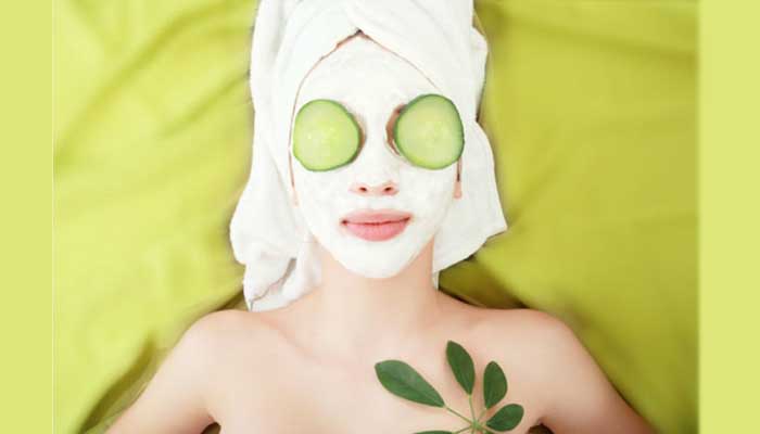 Wanna enjoy monsoon with glimmering skin?  Try these face packs...
