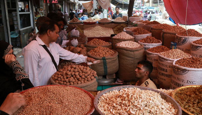 Indias WPI inflation spikes to 5.28% in October