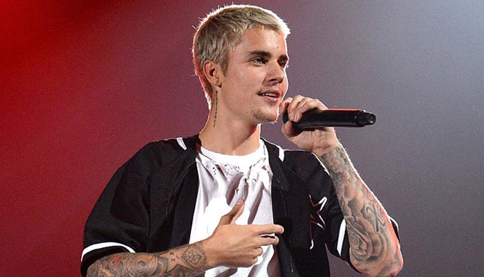 Justin Bieber turned down by girl on social media