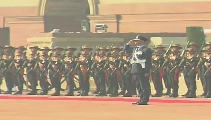 Israel PM gets a ceremonial reception at Rashtrapati Bhavan