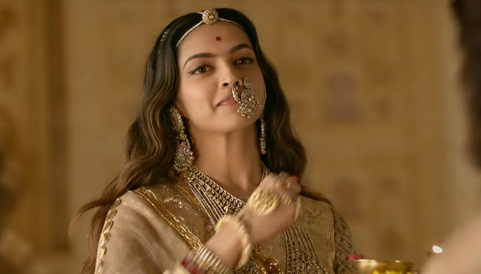 Movie Review: Padmaavat-A breathtaking homage to valour of Rajputs