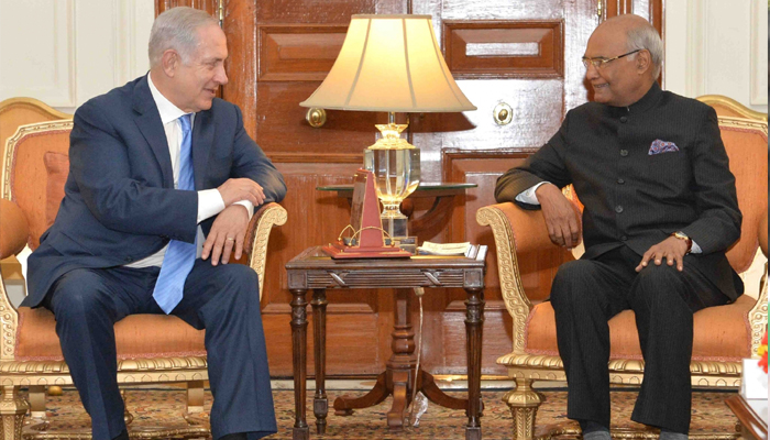 Israel PM Netanyahu calls on President Kovind, served olive tea