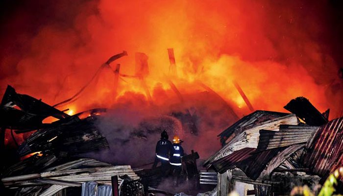 Mumbai: Massive fire breaks out at scrapyard in Mankhurd
