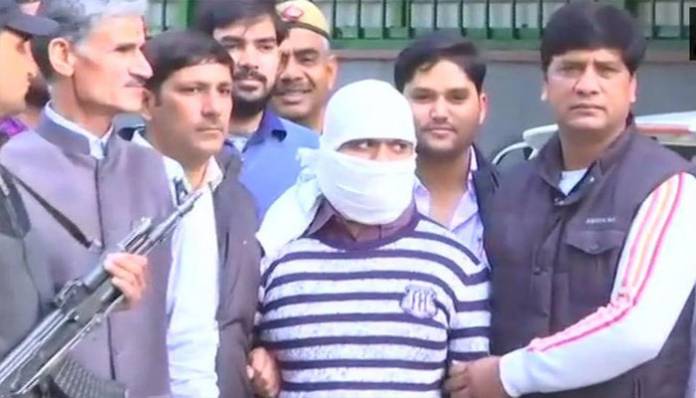 Delhi police arrests wanted Indian Mujahideen terrorist near Nepal