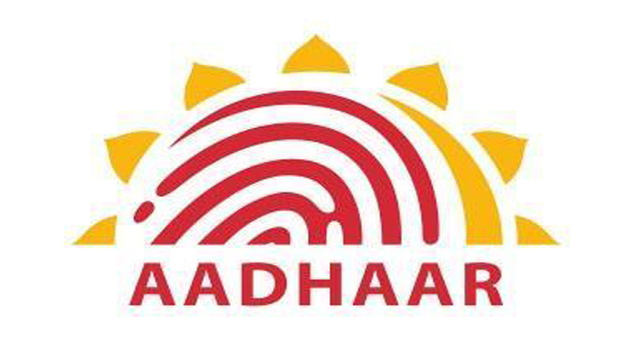 Supreme Court extends Aadhaar linking deadline