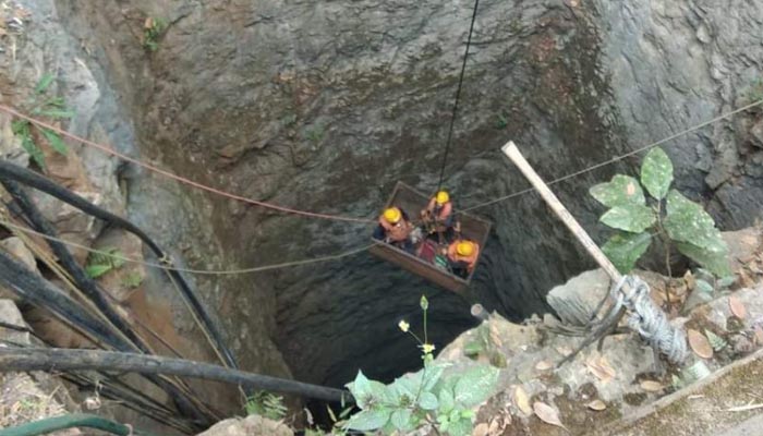 Meghalaya mine tragedy: Body of one of 15 workers detected, says navy