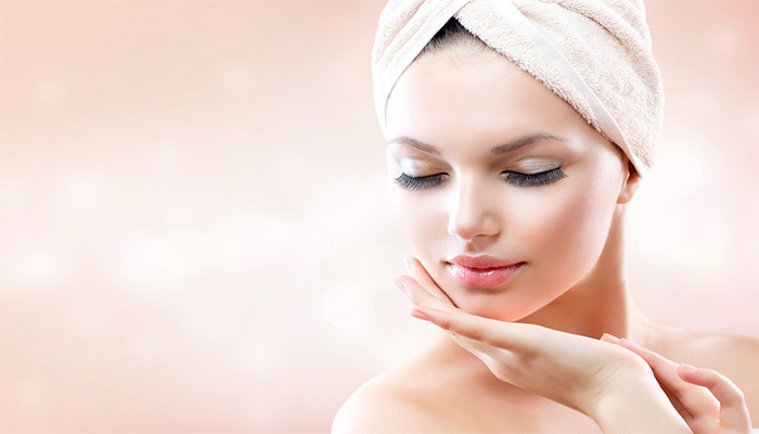 Tips to Keep Skin Soft and Glowing In Winter