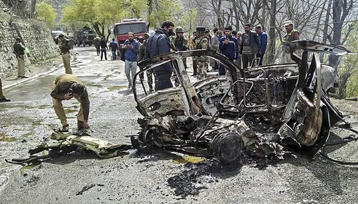 J&K: Car rams CRPF bus and explodes on Jammu-Srinagar highway
