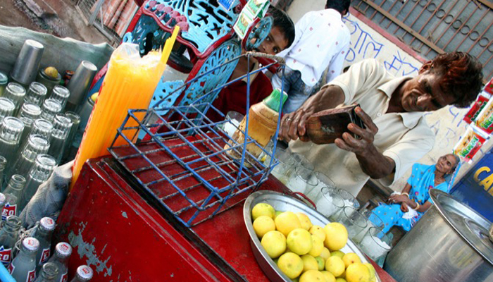 No more sale of lemon, syrup-based juices at CR stations | Video