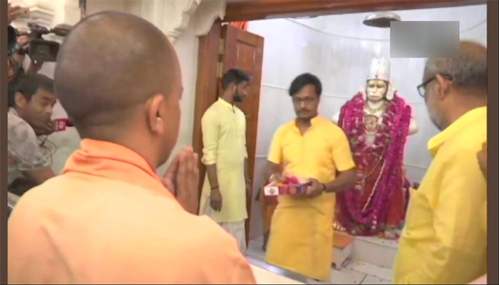 Yogi Adityanath Reaches Lucknows Hanuman Temple Amidst EC Ban On Him