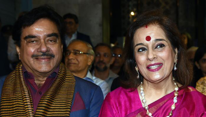 Shatrughan Sinhas wife Poonam Sinha joins Samajwadi Party