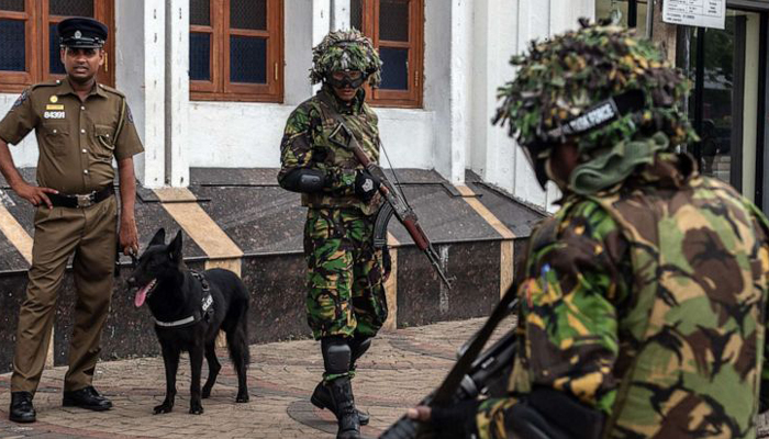 Sri Lanka troops kill two suspected Islamic State gunmen