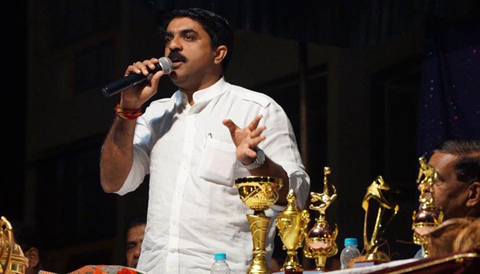 Pro-merger people running Goa govt: Vijai Sardesai