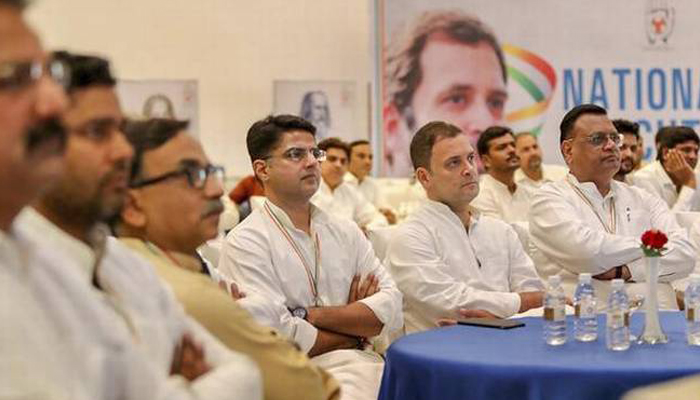 Amid crisis within Congress, party leaders meet Rahul Gandhi
