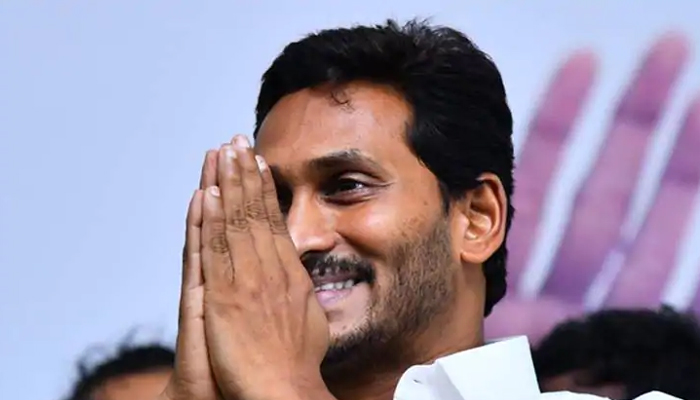 Top cop of Andhra shunted out as Jagan Reddy takes charge as CM