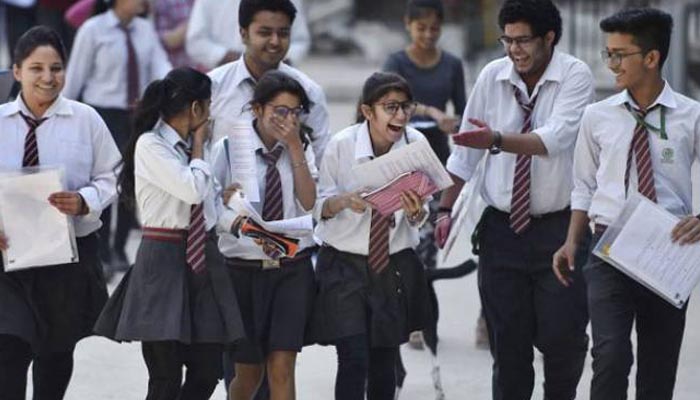 New Delhi schools to be shut till Tuesday due to the poor air quality