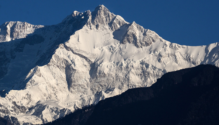 Two Indian climbers die on Mount Kanchenjunga, Nepal