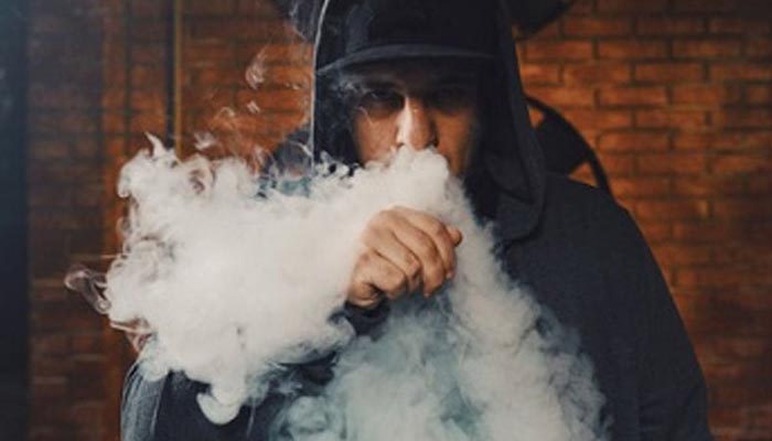 Over 3,000 vapers petition to PM to legalize e-cigarettes
