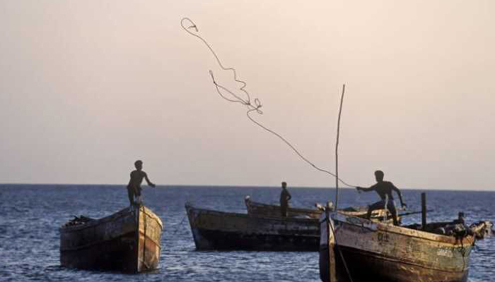 Pakistan arrests 34 Indian fishermen for violating territorial waters